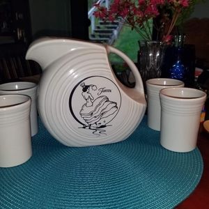 Fiesta Ware Pitcher w 4 tumblers